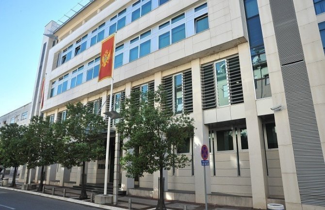 Generalni sekretarijat Vlade CG: Zbog novonastale situacije obustavlja se rad sa strankama 
