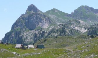 Vojska će uvijek biti na usluzi građanima, nikako protiv i na njihovu štetu