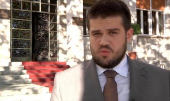 Nikolić: Nijesmo od predstavnika Crkve čuli pozive ili molbe djeci i drugima da poštuju simbole svoje države