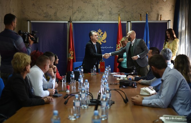 Nuhodžić: Intenzivnijom saradnjom sa civilnim sektorom do iskorjenjivanja trgovine ljudima 