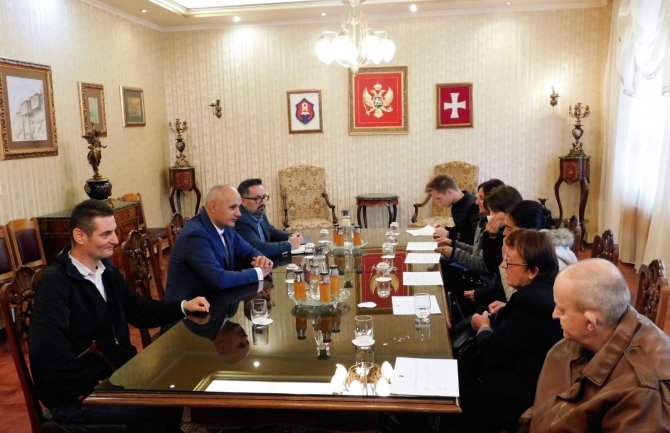Cetinje: Šest stanova za korisnike socijalnog stanovanja