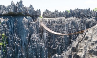 Park oštrih vrhova: Da li biste smjeli preko ovog mosta? (FOTO)