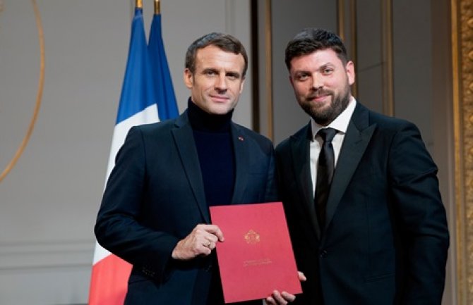 Ambasador Ivanišević predao akreditivna pisma Makronu