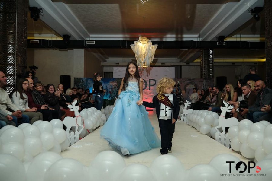 7941540725774679723091741593475902388305920n