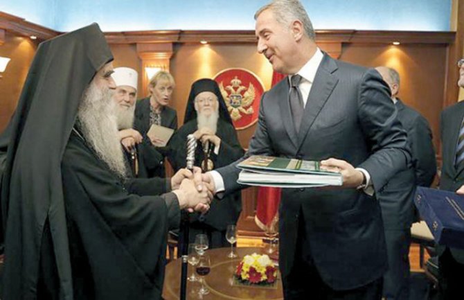 IFIMES: Amfilohije i  Đukanović će pronaći kompromis