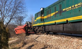 Sudar voza i kamiona, povrijeđena jedna osoba