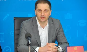 Šehović: Nećemo dozvoliti političku zloupotrebu djece u školama