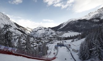 Kombinacija skijašica otkazana zbog velikih količina novonapadalog snijega