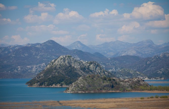 Suzbijeno obavljanje privrednog ribolova bez dozvole u NP Skadarsko jezero