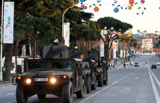 U Albaniji policijski čas koji traje 40 sati