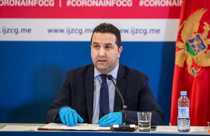 Još dva pacijenta oboljela od korone na liječenju u KCCG, biće još uvezenih slučajeva narednih dana