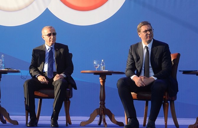 Erdogan pisao Vučiću: Dragi prijatelju u Srbiju stiže pomoć iz Turske