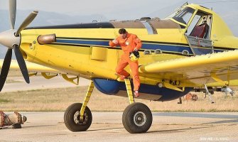 Tri protivpožarna aviona vratila se uspješno u Crnu Goru