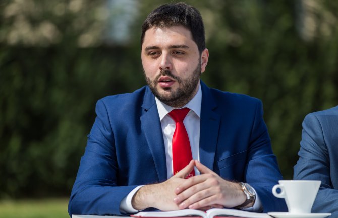 Martinović: Vlast pokušava da se ugradi na svaki projekat