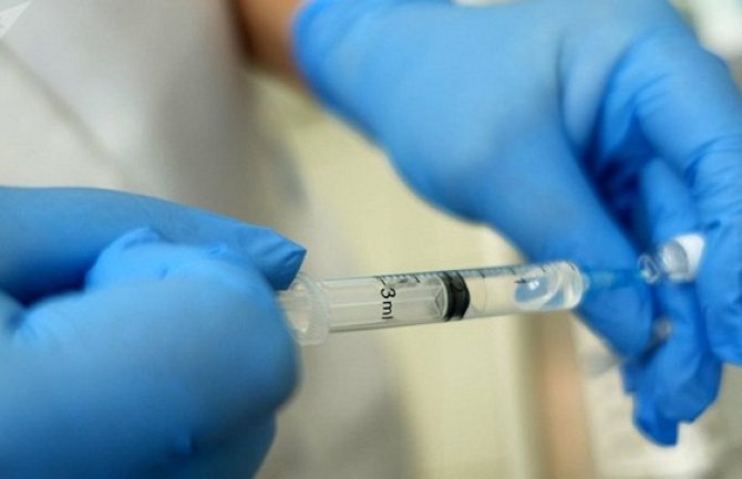 DF: 500. 000 doza 'Sputnjik-lajt' vakcine spremno za isporuku Crnoj Gori, Krivokapić još nije prihvatio donaciju
