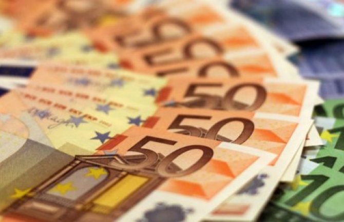 Demokrate predložile: Dodatak za svu djecu i veće penzije od 1. oktobra 2022.