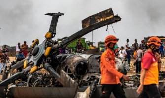 Troje poginulih u padu helikoptera u Indoneziji