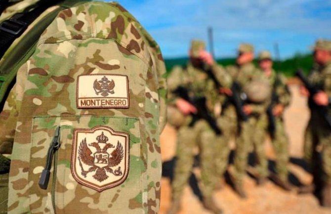 Pripadnik Vojske CG demantovao da je potpisnik pisma podrške SPC