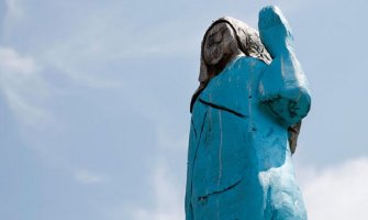 Statua Melanije Tramp zapaljena u Sloveniji