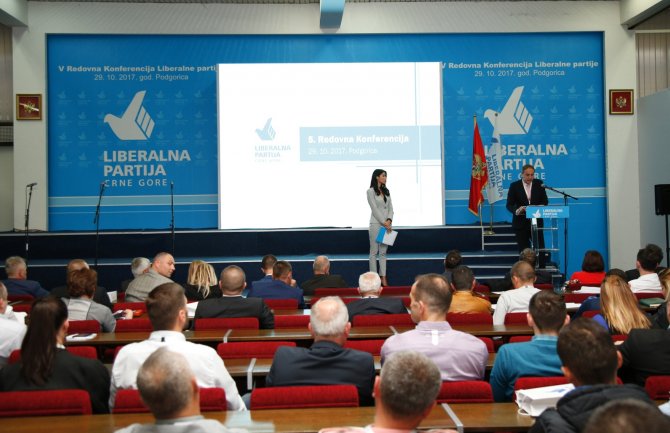 LP sa partnerima predlaže Zakon o zabrani fašističkih organizacija, kazne čak do čak 100.000 eura!