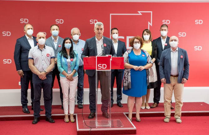  SD: DF, URA i Matica srpska su 