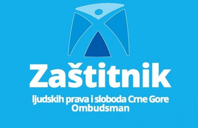 Neprimjerena retorika  u javnom diskursu, čini se da je osnovni cilj uvrijediti nekoga na ličnoj osnovi
