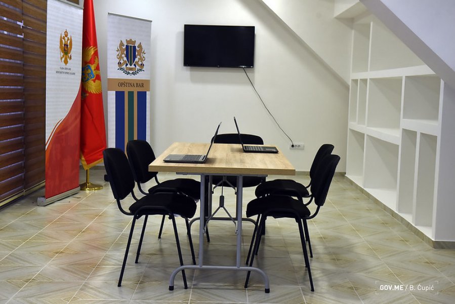 OmladinskiservisBar