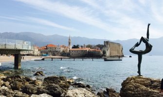 Skromne brojke i profesionalno reagovanje hotelijera obilježile sezonu u Budvi