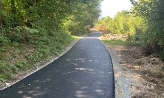 Nastavlja se izgradnja seoskih puteva u Mojkovcu