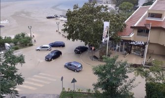 Poplavljene ulice u Kotoru