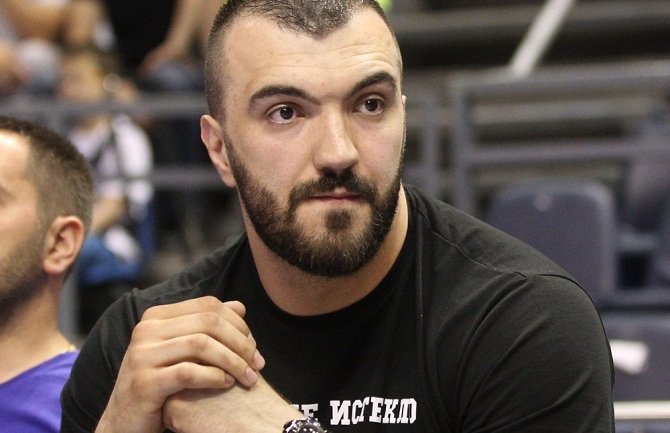 Peković hospitalizovan zbog koronavirusa, diše uz kiseoničku potporu
