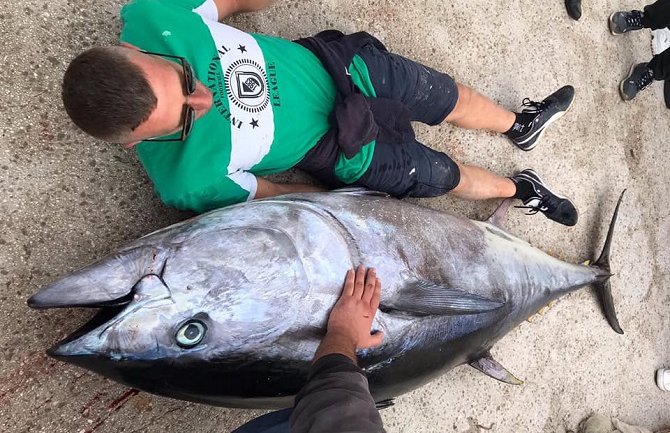 Budva: Miroslav ulovio tunu od 177 kg, dugu 210 cm!