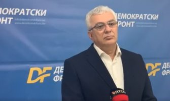 Mandić: Od Srbije Vlada tražila brašno, ulje, šećer pa donijela skandaloznu odluku