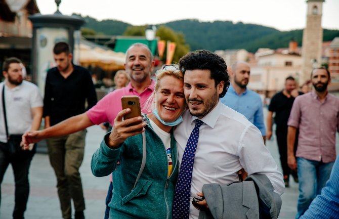 Abazović čestitao Dan opštine: Pljevlja da ostanu grad multikulturalnosti i tolerancije