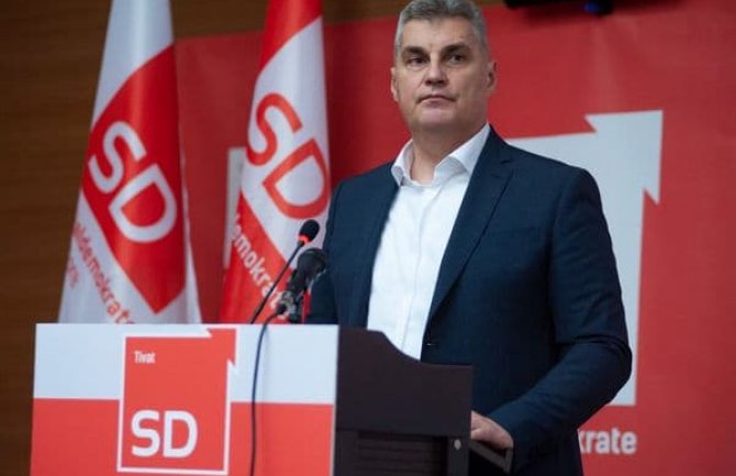 Brajović: Ne smije se zaboraviti zločin u Štrpcima