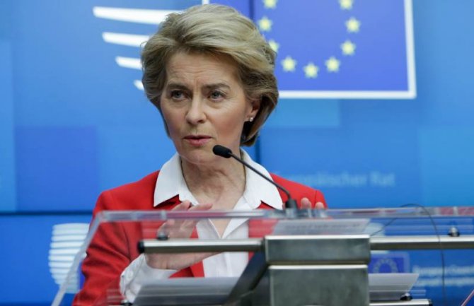 Fon der Lajen: EU mora da se spremi za omikron soj, u trci smo s vremenom