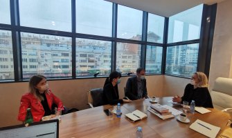 Radiće na poboljšanju položaja zdravstvenih radnika i povećanju zarada