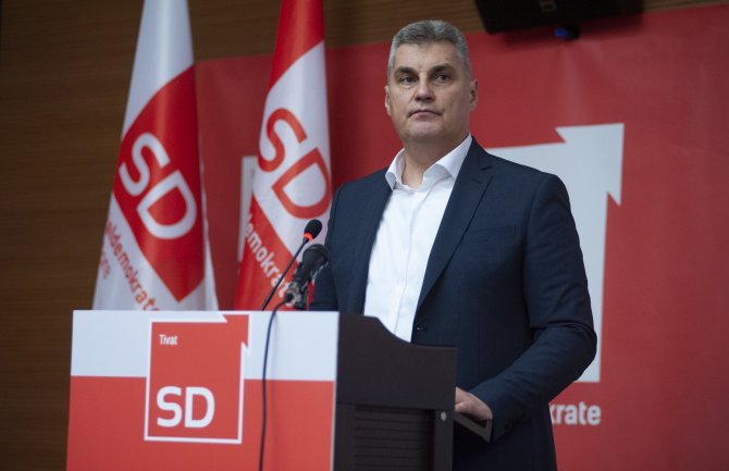 Brajović: Samo je naša država važna, samo je Crna Gora vječna