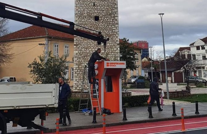 Bankomat uklonjen
