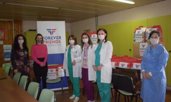 Humanost na djelu, donacija opštoj bolnici Berane i najmlađima