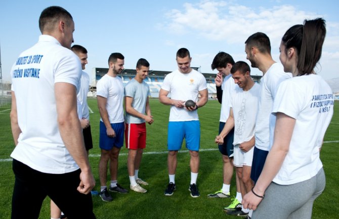 Ispiti u manjim grupama, uz redovnu dezinfekciju sportskih rekvizita