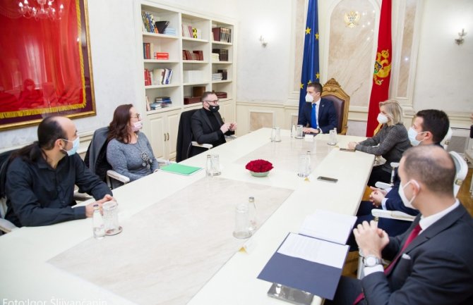 Postići kompromis u cilju poboljšanja otežanih uslova poslovanja estradnih umjetnika