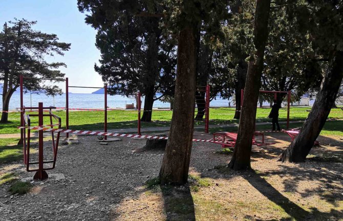 HN: Od sjutra zatvorena dječja igrališta i parkovi 