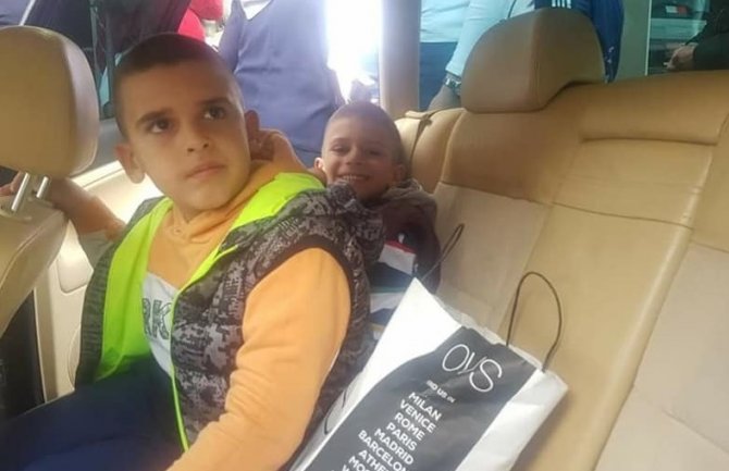 Ministar Spajić donirao platu za liječenje dječaka Rifata i Abaza