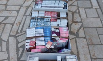Pretresi na više lokacija u PG zbog ilegalne trgovine cigaretama(FOTO)