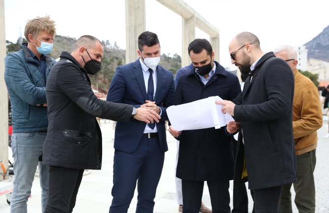 Sutomore: Nastavak II faze izgradnje šetališta i trga nakon turističke sezone