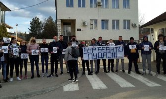 Niko nije ni privođen zbog šovinističkih poruka u Pljevljima, Fejzić: S istim ovim porukama u BiH ljude su tjerali na klanje 