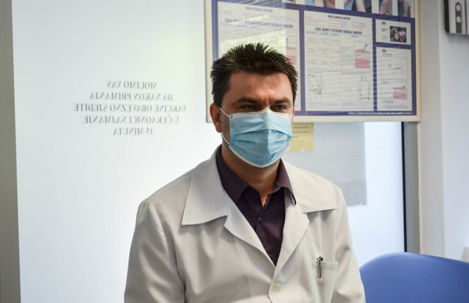 Galić primio Sinofarm vakcinu: Sve dostupne vakcine su sigurne i pouzdane