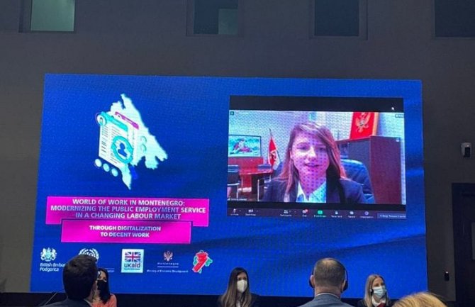 Srzentić: Birokratijakoja se sastoji od nepotrebno složenih procesa, jedan od najvećih vladinih izazova