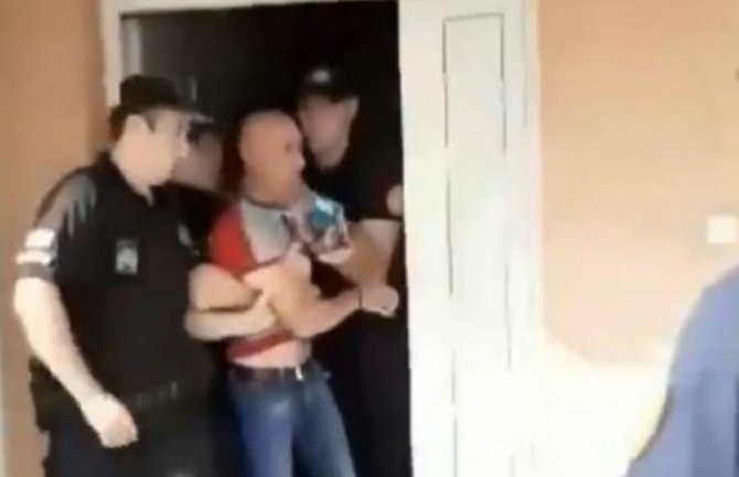 Đukanović pomilovao Boškovića, Ministarstvo: Ograđujemo se od ovakvih odluka